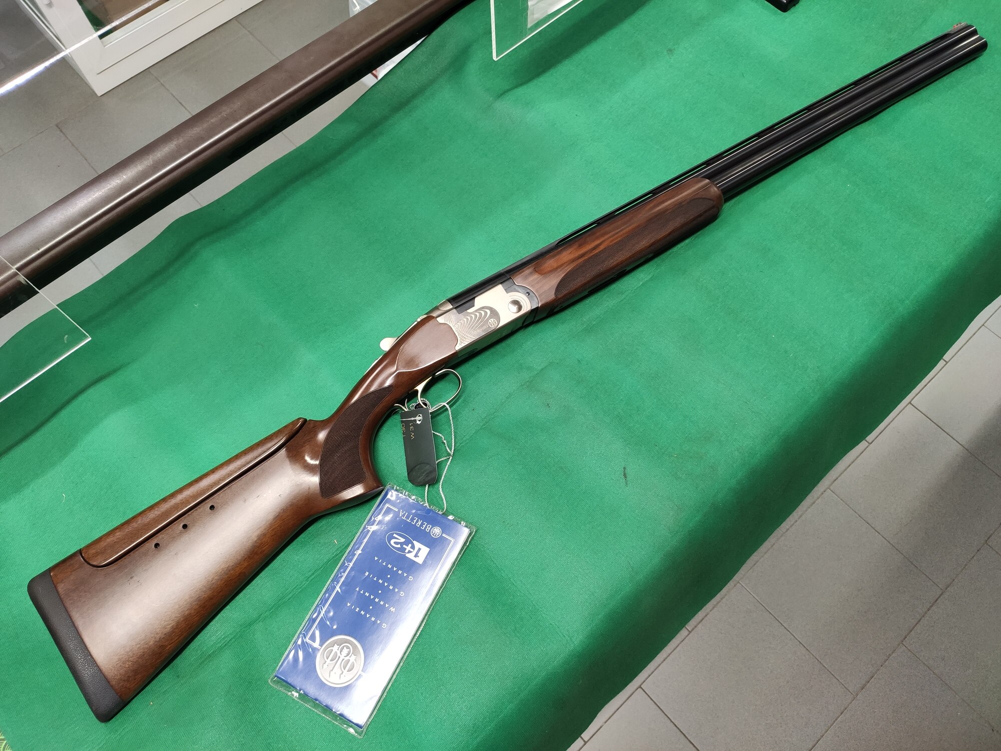 Beretta fucile sovrapposto mod. 686 E TRAP cal.12 canne 76 cm calcio